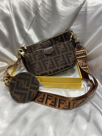 كروس FENDI